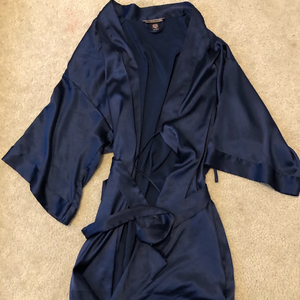 VS Robe